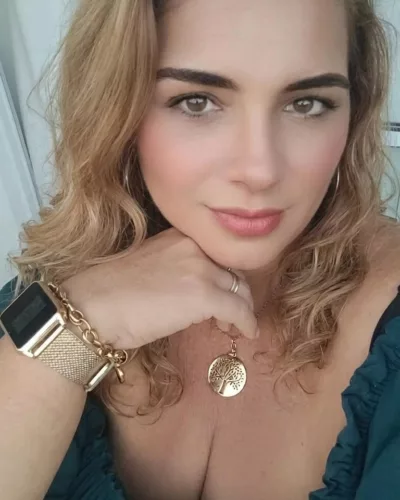 Photo de helene_reverence, 43 ans, soumise à Nantes
