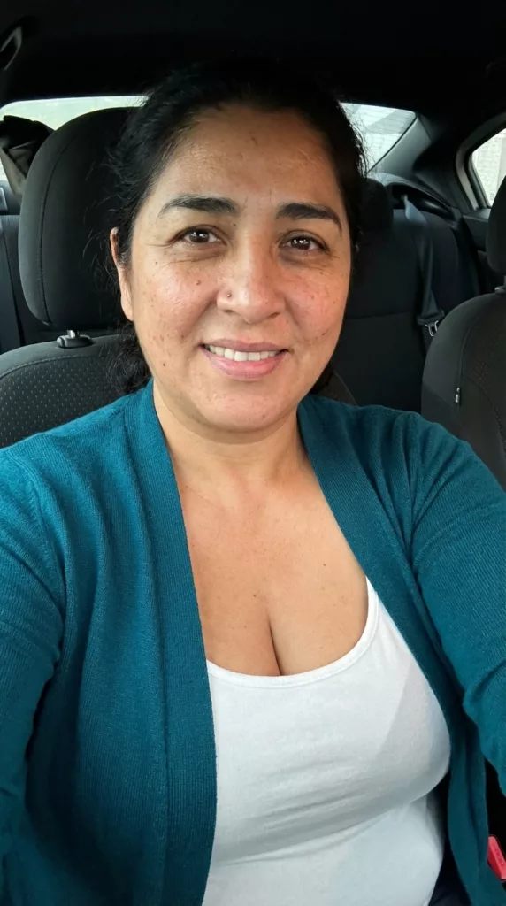 Photo de melanie_43, 43 ans, soumise à Paris